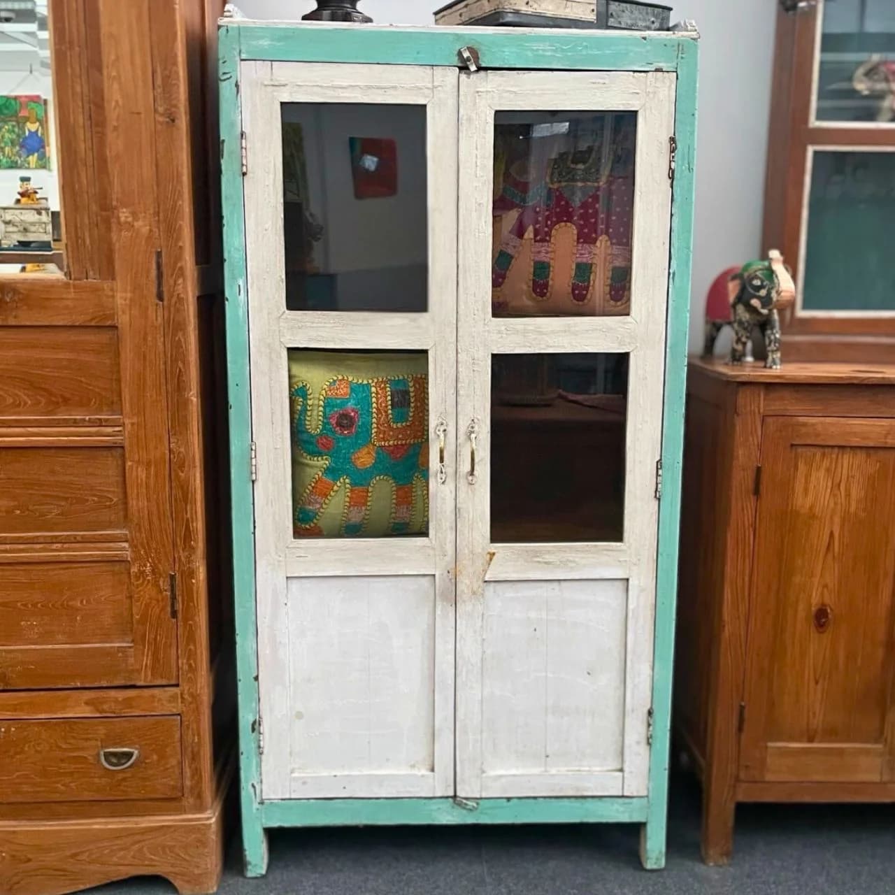 Vitrine Holz