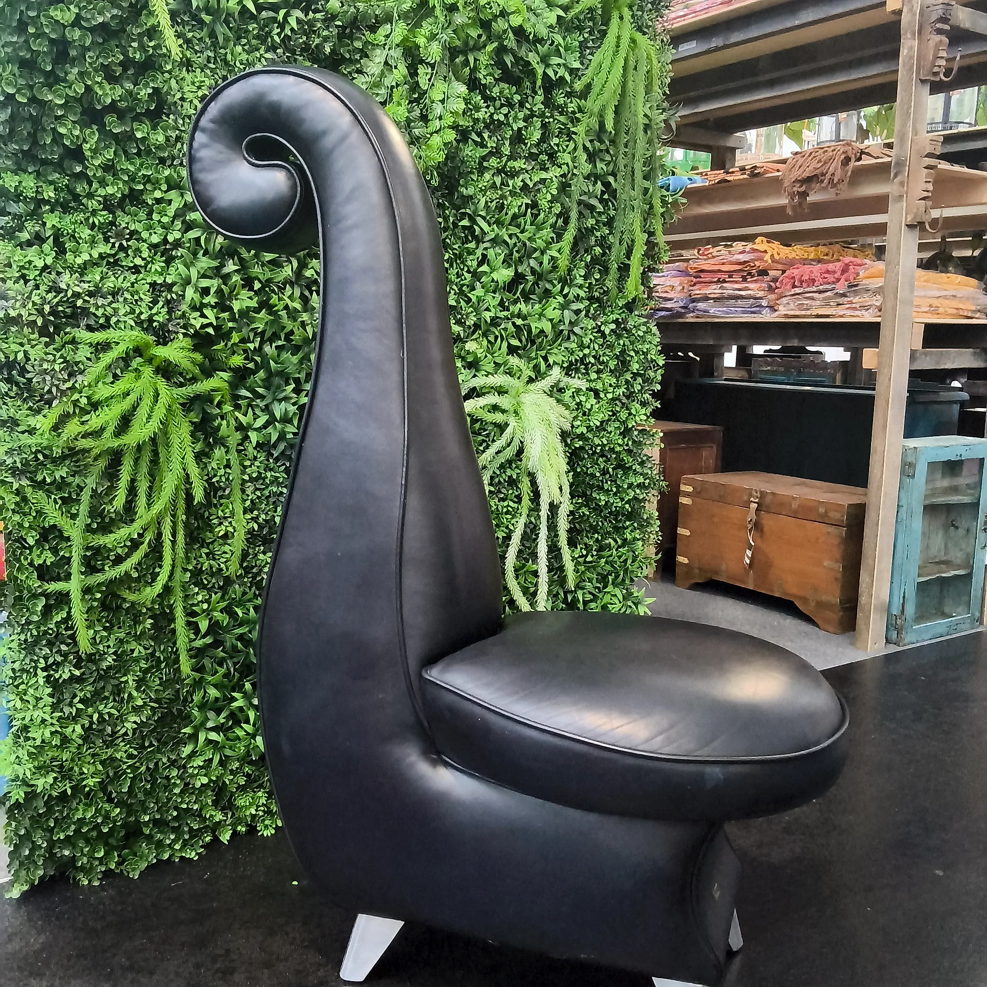 Bretz Designer Stuhl Leder Schwarz
