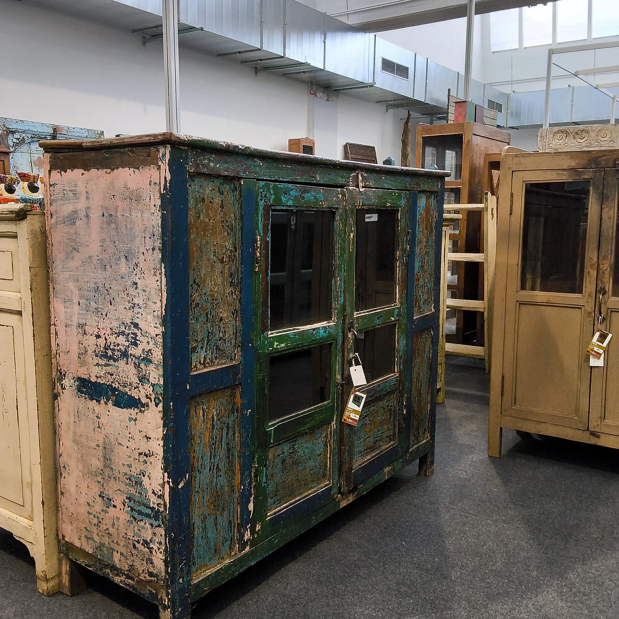 Kabinett Holz