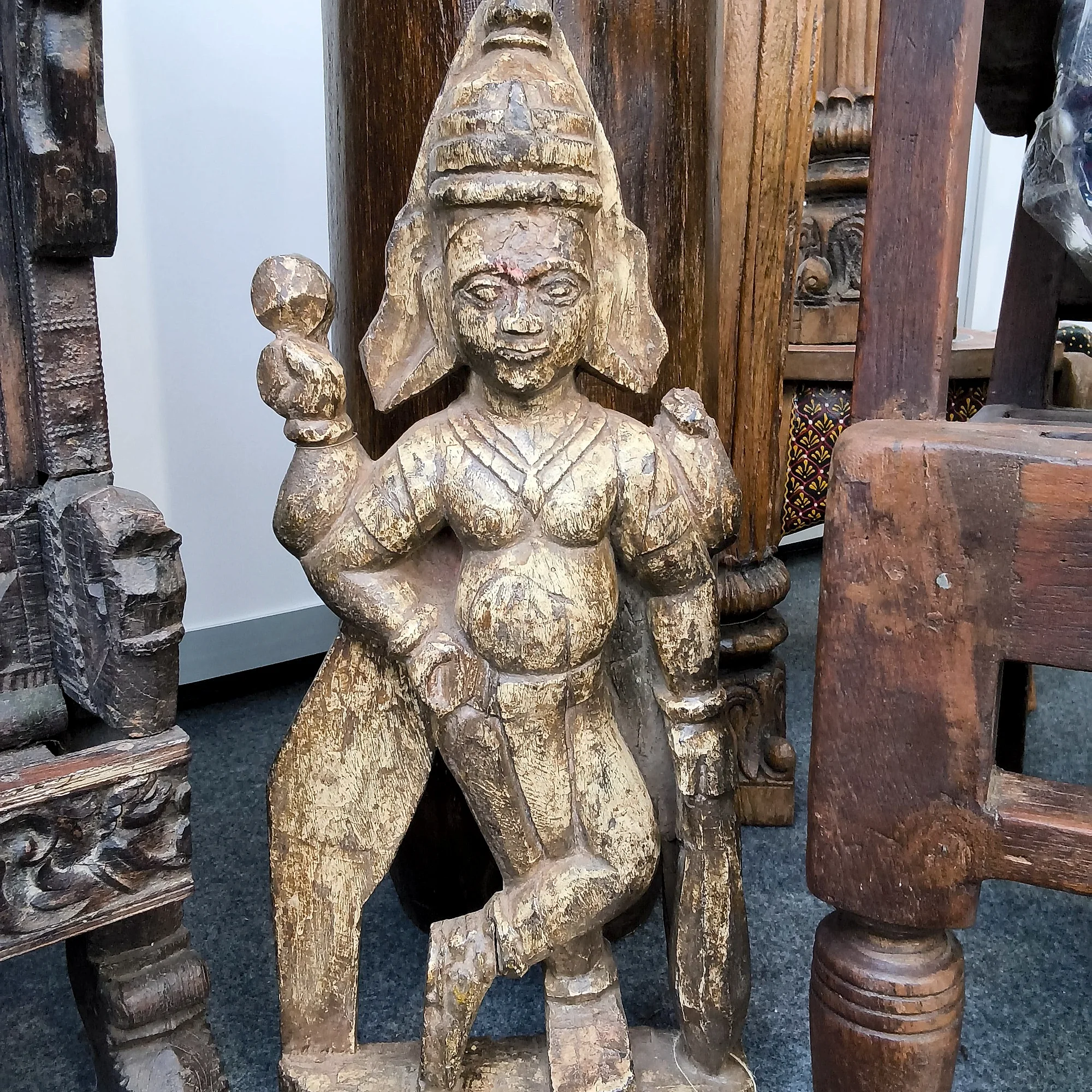 Statue Holz