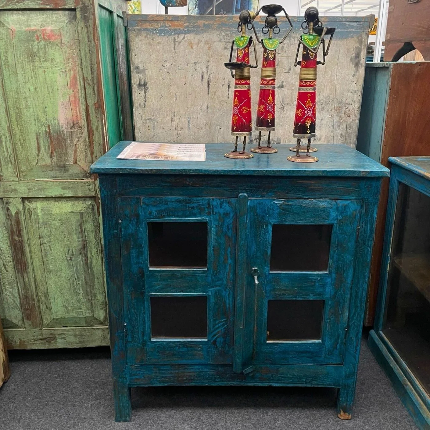 Vitrinenkästchen in Blau