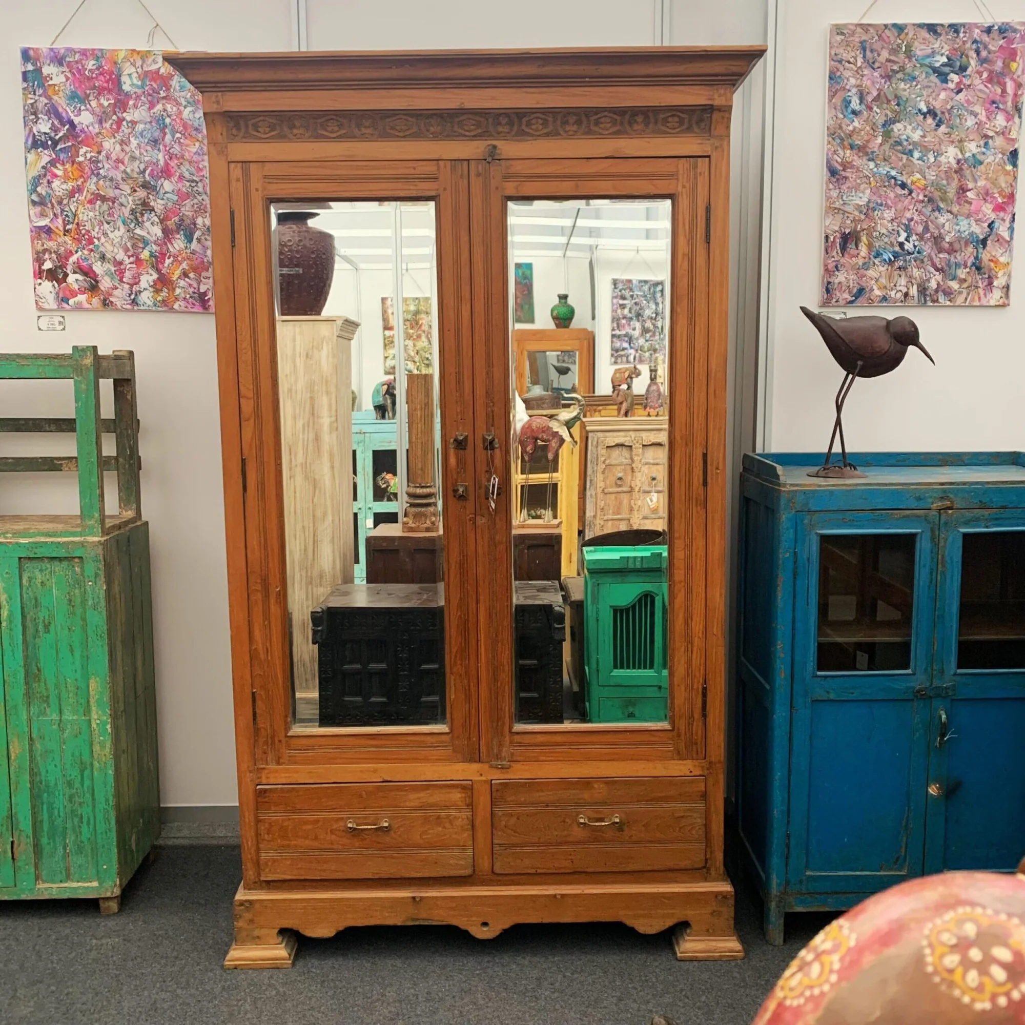 Kleiderschrank mit Spiegeltüren